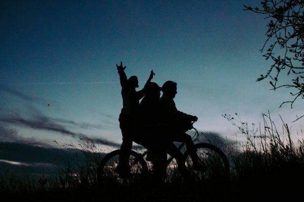 ¿Cuáles son los mejores ejercicios para fortalecer los músculos de las piernas para el ciclismo en pista?